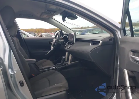 2025 Toyota Corolla Cross Xle from USA, damaged, VIN 7MUEAABG1SV127834